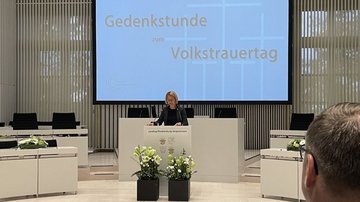 Birgit Hesse, Präsidentin Landtag M-V - Begrüßung